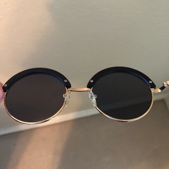 SOLD Round Sunglasses - Black and Gold - Picture 5 of 5